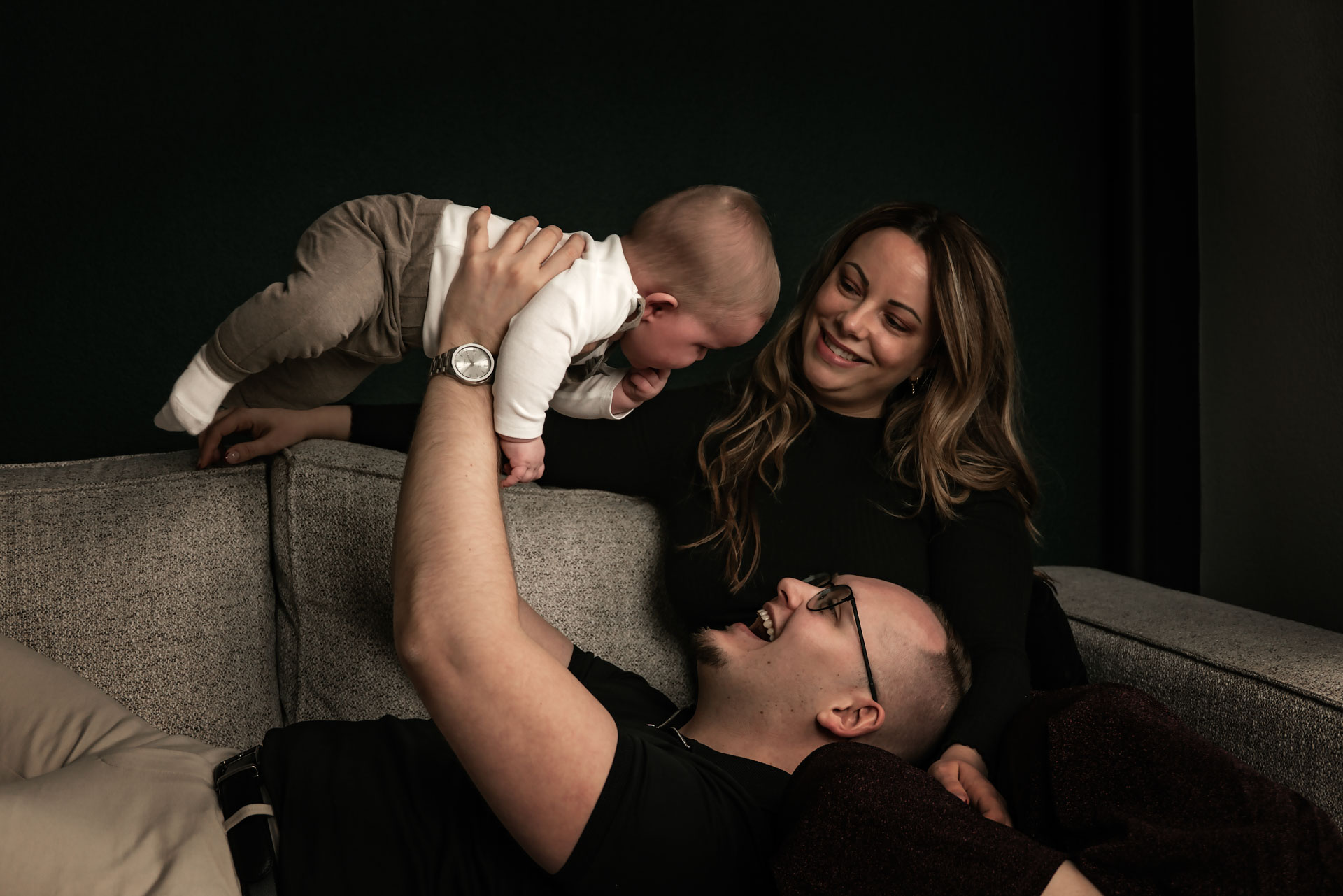 Familiefoto met man, vrouw en baby